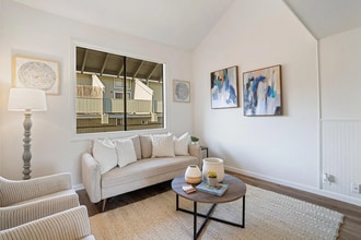 565 English Ave in Monterey, CA - Building Photo - Building Photo