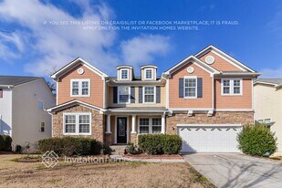 1243 Sparkling Cove Dr in Buford, GA - Building Photo
