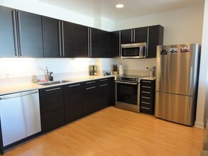 1160 Mission St, Unit 2110 in San Francisco, CA - Foto de edificio - Building Photo
