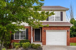 1424 E Nir Shreibman in La Vergne, TN - Building Photo