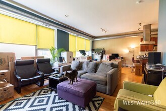 1107 W Lawrence Ave in Chicago, IL - Building Photo - Building Photo