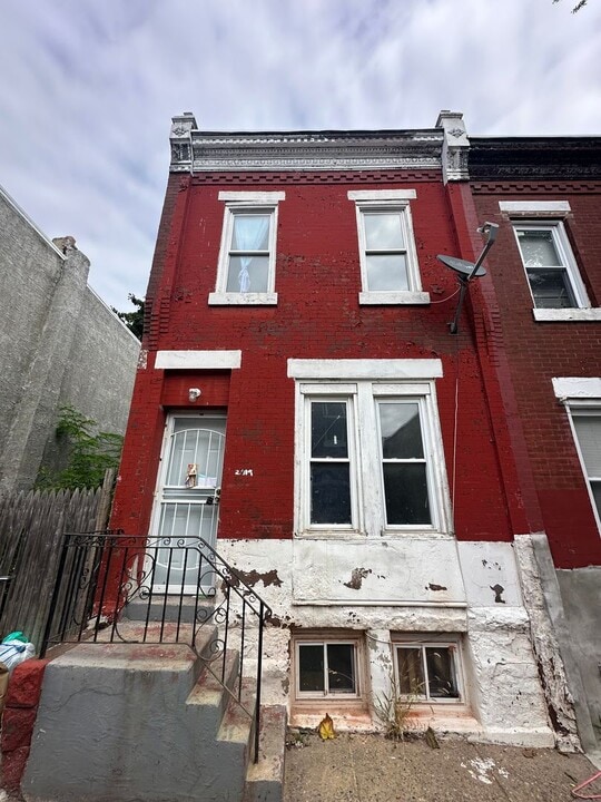 2019 W Hagert St in Philadelphia, PA - Building Photo
