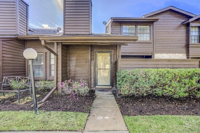 2611 Grants Lake Blvd in Sugar Land, TX - Building Photo - Building Photo