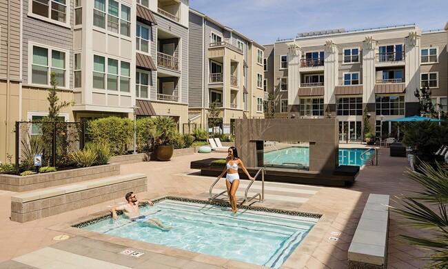 Madera in Mountain View, CA - Foto de edificio - Building Photo