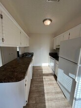 1008 Acacia Cir in Noble, OK - Foto de edificio - Building Photo