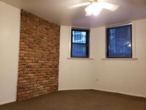 832 W George St, Unit GF in Chicago, IL - Building Photo - Building Photo