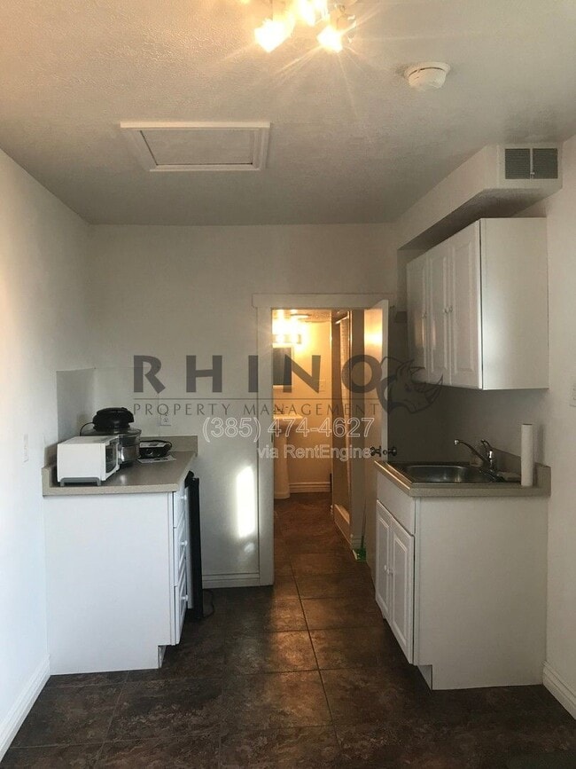 property at 2885 Van Buren Ave