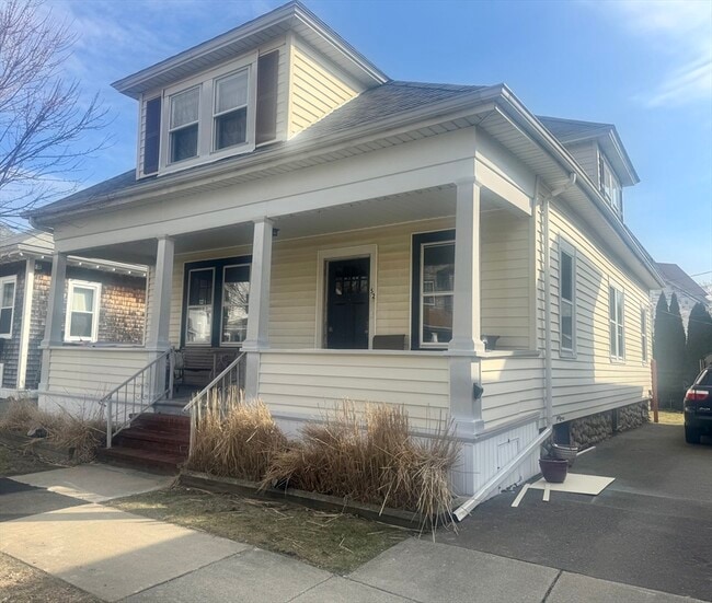 property at 52 Hussey St