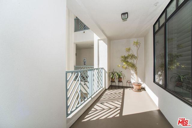 property at 5625 Playa Vista Dr