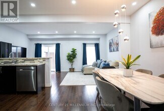 9 Hampton Brook Wy in Hamilton, ON - Building Photo - Building Photo