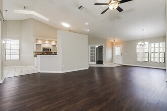 14525 Pimberton Dr in Hudson, FL - Building Photo - Building Photo