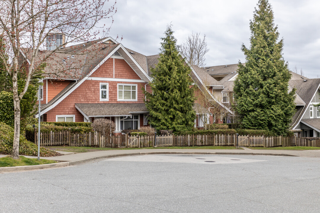 Cortina in Burnaby, BC - Building Photo