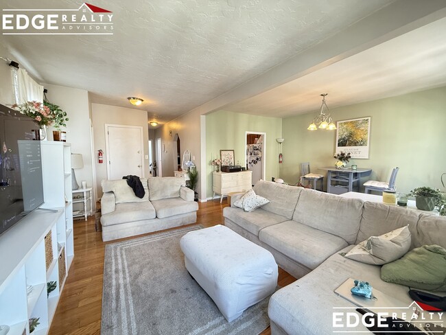 property at 5 Saybrook St