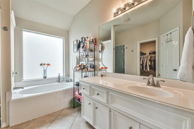 property at 17118 Kobuk Valley Cir