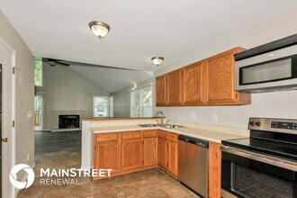 513 Woodlyn Crossing in Ballwin, MO - Foto de edificio - Building Photo