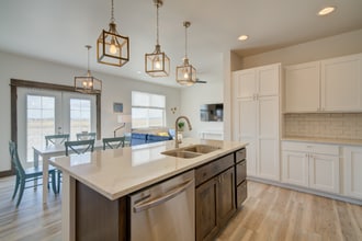 1401 Westwood Cir in Belgrade, MT - Foto de edificio - Building Photo