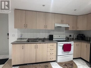 90 Via Romano Way in Brampton, ON - Building Photo - Building Photo