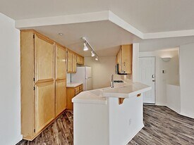 11145 Affinity Ct in San Diego, CA - Building Photo
