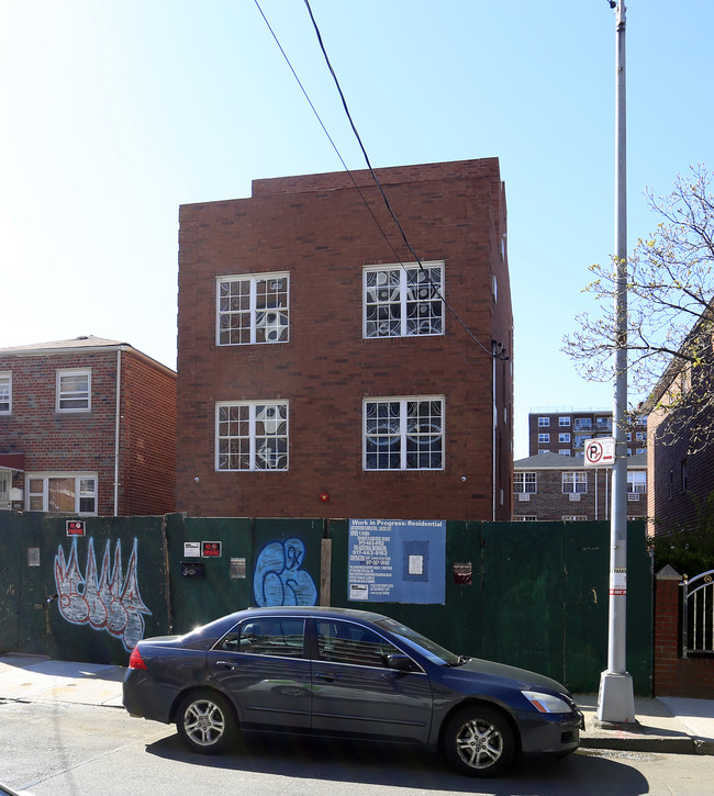 2024 Blackrock Ave in Bronx, NY - Building Photo - Building Photo