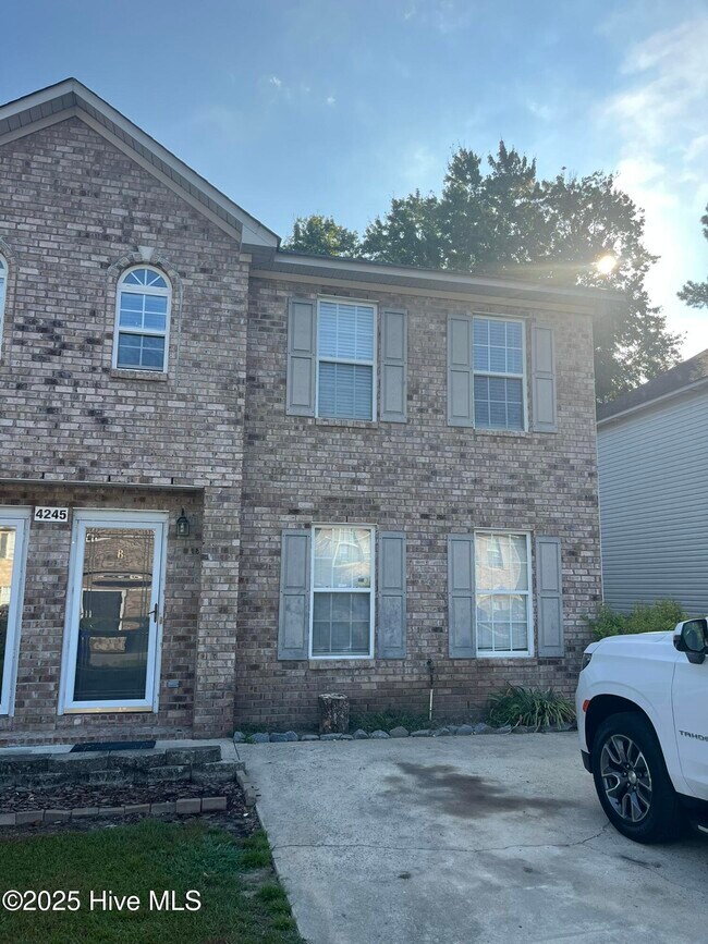property at 4245 Williamsbrook Ln