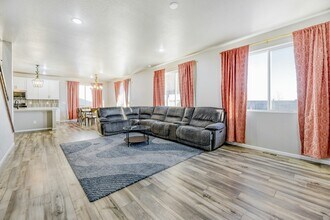 13492 Broad Wing Dr in Parker, CO - Building Photo - Building Photo