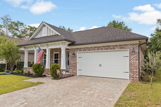 802 Raihope Way in Niceville, FL - Building Photo - Building Photo