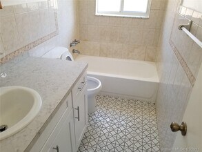 2220 Garfield St-Unit -front in Hollywood, FL - Building Photo - Building Photo