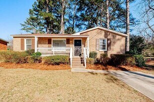 2816 Friendly Ln in Columbia, SC - Building Photo