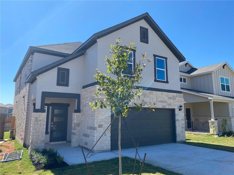 394 Pepperbark Loop in Buda, TX - Foto de edificio