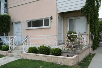 240 S Rexford Dr in Beverly Hills, CA - Building Photo - Building Photo