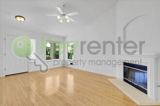 9105 Pinto Canyon Way in Roseville, CA - Building Photo - Building Photo