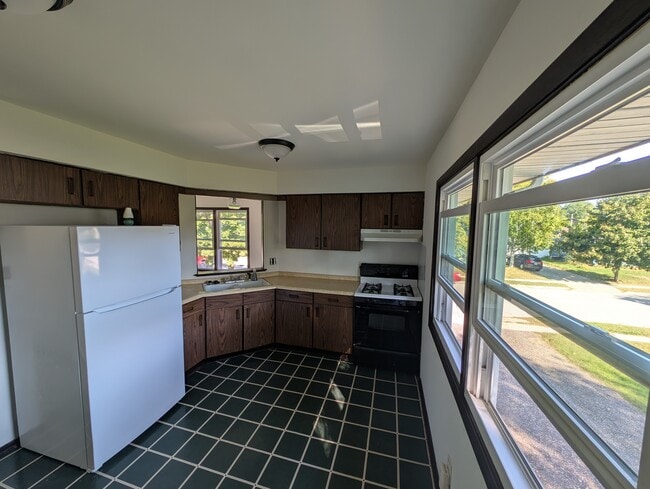 224 Pleasant St, Unit 226 Pleasant Street