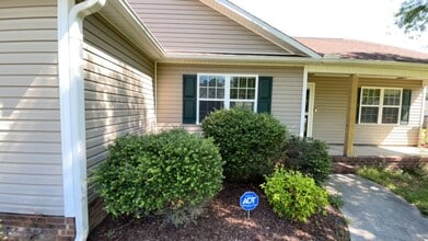 110 Flat Rock Ln in Richlands, NC - Building Photo - Building Photo