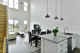 1130 N 2nd St-Unit -401 in Phoenix, AZ - Building Photo - Building Photo