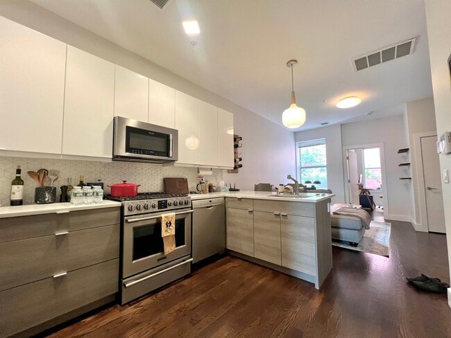 property at 267 Baldwin Ave