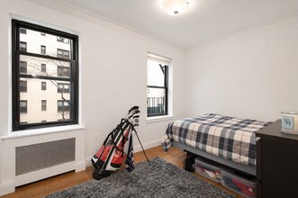 208 E 28th St in New York, NY - Building Photo - Building Photo