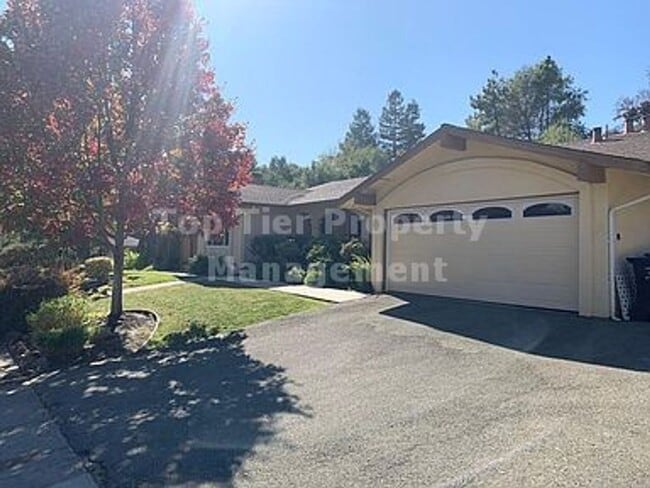 property at 204 Paseo Del Rio