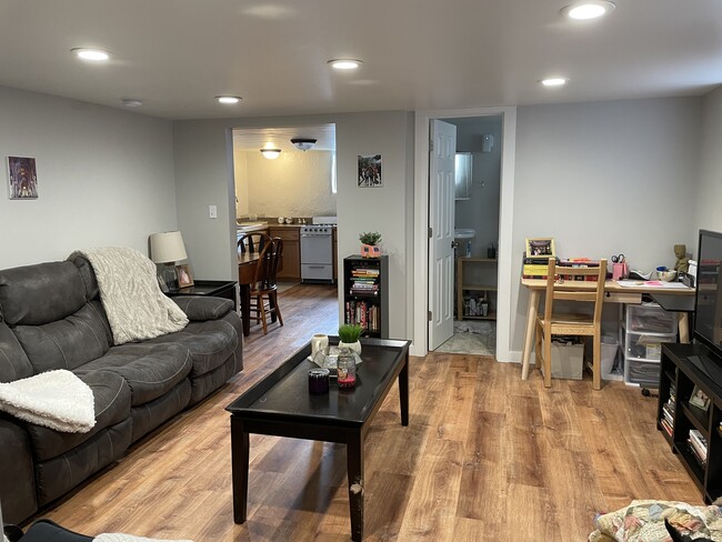 property at 407 B South 6th Street