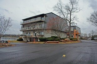 3755 Orchard Lake Rd Apartamentos