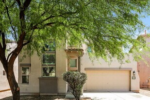 120 E Calle Del Rondador in Sahuarita, AZ - Building Photo