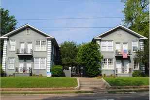 Big Sky Court Apartments