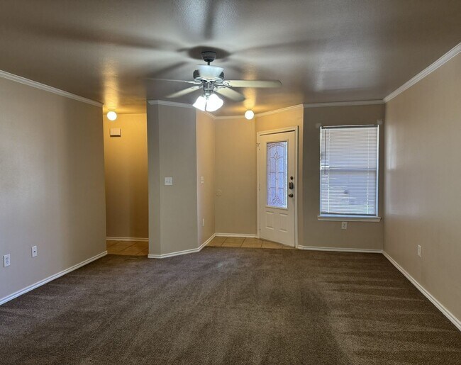 305 N Clinton Ave in Lubbock, TX - Building Photo - Building Photo