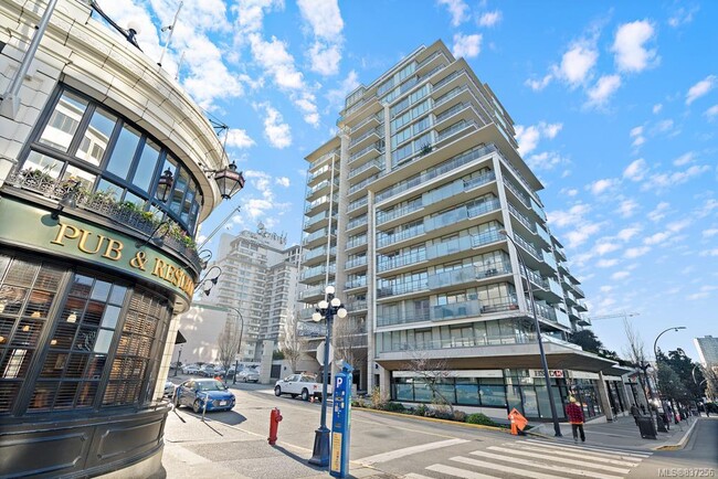 503-707 Courtney St in Victoria, BC - Building Photo - Building Photo