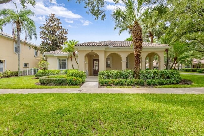121 Savona Dr in Jupiter, FL - Building Photo - Building Photo