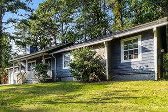 5539 Hall Cir in Union City, GA - Building Photo - Building Photo