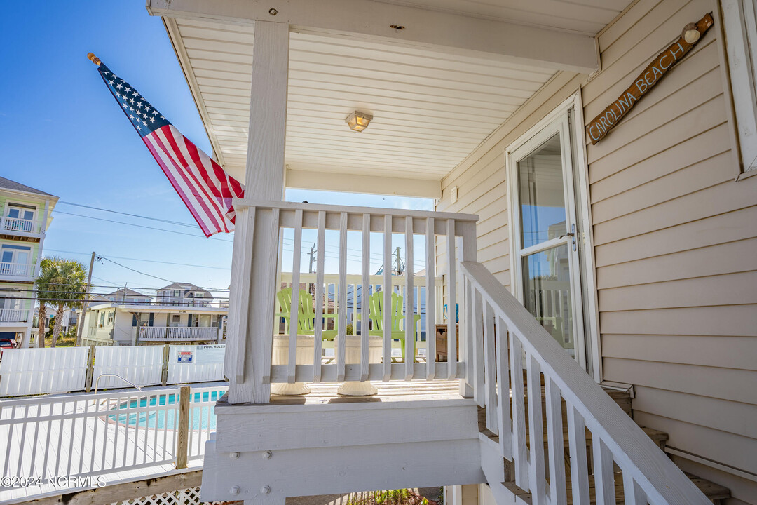 1407 Canal Dr in Carolina Beach, NC - Building Photo