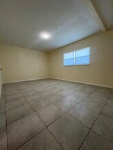667 SE 2nd St, Unit 667 in Belle Glade, FL - Building Photo - Building Photo