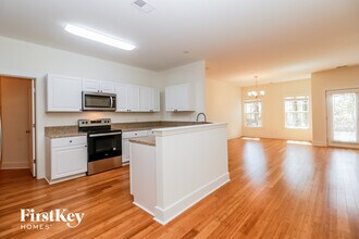 121 County Rd S-18-452 in Summerville, SC - Building Photo - Building Photo