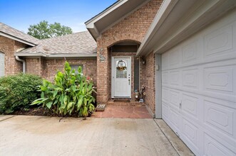 1110 Mabry Mill Rd in Houston, TX - Building Photo - Building Photo