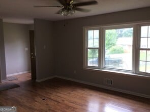 1417 Pennel Dr in Morrow, GA - Building Photo - Building Photo